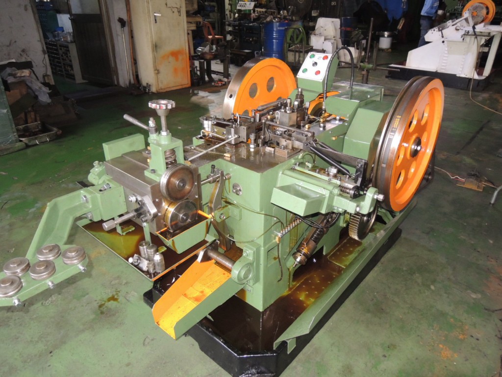 Fu Shun M5x50 used semi tubular heading machine